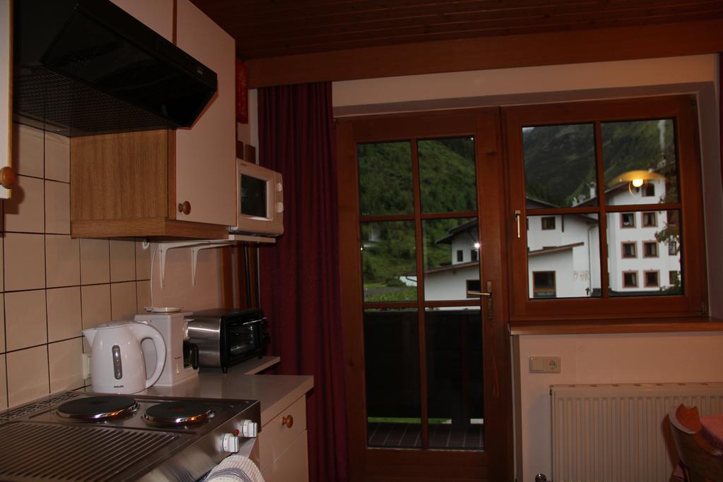 장크트 리온하드 임 피츠탈 Haus Puit Mandarfen Pitztal 아파트 객실 사진